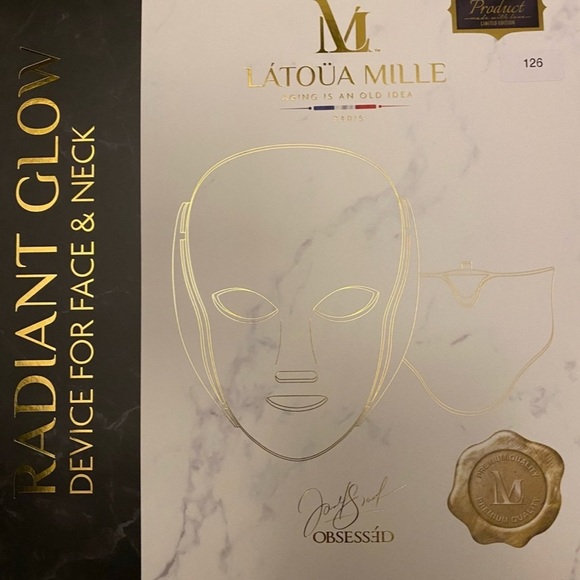 Gold LED Face Mask - Picture 3 of 6